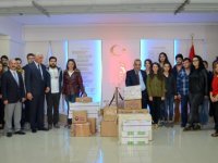 Bir kütüphane bin hapishane kapatır