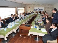 Bölgelerin nasıl rekabetçi olacağı İzmir'de tartışıldı