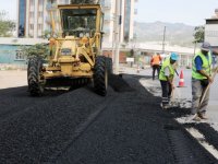 Bornova’da asfalt atağı