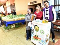 Bornova'da atık yağı getir hediyeyi götür...