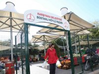 Bostanlı Köylü Pazarı yenileniyor