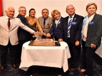 Bostanlı Rotary Kulübü, Aziz Kocaoğlu'na teşekkür toplantısı düzenledi