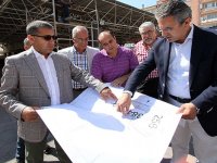 Bostanlı ve Yalı pazar yerlerinin açık alanları kapatılıyor