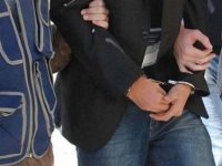 Bostanlı'da parklardan vatandaşların telefonlarını çalan hırsız yakalandı