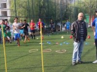 Bostanlıspor futbolda Oral ile devam...