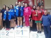 Bostanlıspor Masa Tenisi'nde yine kürsüye çıktı