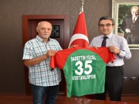 Bostanlıspor'dan Kaymakam Yücel'e jest...