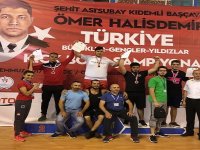 Bostanlısporlu Süleyman, Kick Boks’ta Türkiye 3.sü oldu