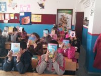 Bostanlıspor’un kitapları “kardeş köy okulu”na ulaştı…