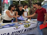 Buca Belediyesi’nden üniversitelilere sıcak karşılama