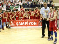 Büyükoral'dan Şampiyon Pınar Karşıyaka Genç takımına kutlama