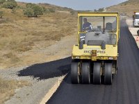 Büyükşehir Belediyesi, 2016’da 1 milyon 380 bin ton asfalt serdi