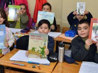 Büyükşehir'den miniklere binlerce kitap