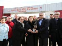 Can Dündar'ın ödülü Silivri'de verildi