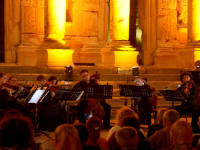 CELSUS’DA SIRADIŞI MÜZİK GECESİ