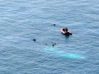 ÇEŞME AÇIKLARINDA TEKNE BATTI