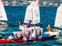 Çeşme, Ata'sını saygıyla selamladı