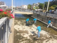 Çeşme'de 'sonbahar' temizliği