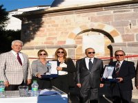 Çeşme'ye adını veren çeşmeler yenilendi