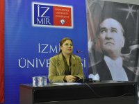 CHP İzmir Milletvekili Akatlı İzmir Üniversitesi öğrencilerinin konuğu oldu