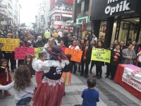 CHP Karşıyaka Kadın Kolları’ndan ''Çocuk Hakları'' için etkinlik