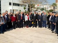 CHP Karşıyakalı muhtarlarla kahvaltıda...