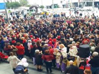 CHP’li Kadınlardan farklı bir kutlama 