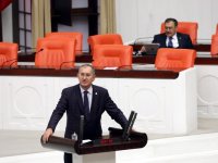 CHP’li Sertel, Ak Parti hükümetine İzmir modeliyle kalkınmayı anlattı