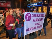 CKD Karşıyaka Şubesi Atatürk heykelini çiçeklerle süsledi