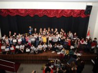 Çocuk Kulübü'nde sertifikalar dağıtıldı...