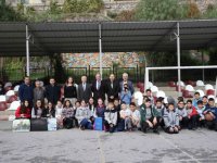 Çocuklar istedi, Başkan Akpınar yaptı 