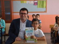 Unutulmaya yüz tutan çocuk oyunları kitaplaştırıldı