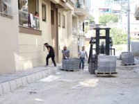 Cumhuriyet Mahallesi'nin sokakları yenileniyor