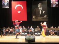 ÇYDD gençlerinin sahne başarısı