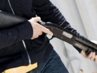 Dükkanı arsa ile takas etmeyen babasını öldürdü