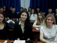 EGİAD Başkanı Gençlerin Arasında