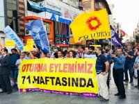 Eğitim-Sen Karşıyaka’da açıklama yaptı