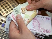 Eğitimli kadınlar 2 kat fazla kazanıyor