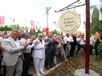 KARŞIYAKA'DA EKREM BULGUN PARKI AÇILDI