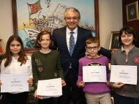 En çok atık pili minikler topladı