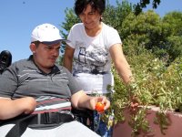 Engelsiz Hobi Bahçeleri’nden bereket fışkırıyor