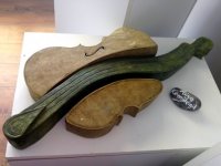 Enstrümanlar Alaçatı’da seramiğe dönüştü