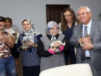 Evcil hayvanlarıyla ziyaret ettiler 