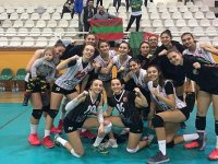 Filede Karşıyaka gençleri finallere galibiyetle başladı