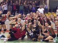 Filede Karşıyaka gençleri Özateş'i kolay geçti