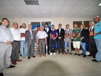 FOÇA'DAKİ 7 TESİSE MAVİ BAYRAK ÖDÜLÜ