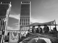 Fotoğraflarıyla gökdelenlerin dibindeki yaşama dikkat çektiler