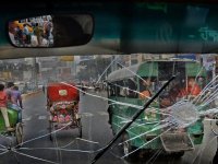 Fotoğraflarıyla trafik sorunlarına dikkat çektiler