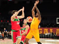 Galatasaray ilk galibiyetini Pınar Karşıyaka’dan aldı…