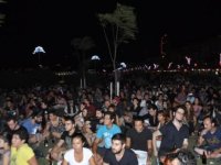 Gezi'de ölenler Gündoğdu Meydanı'nda anıldı